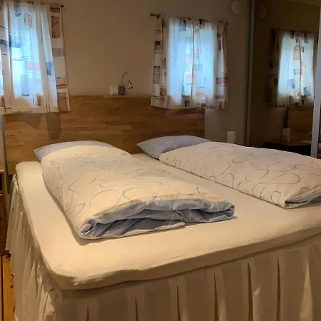 Stongsvingen 31. Eksklusiv Fritidsbolig Med Brygge *